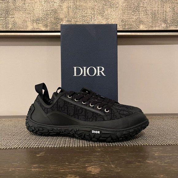 Dior , B28 Oblique Low Top LT Sneakers in Black , BNWB 11 US main image 4